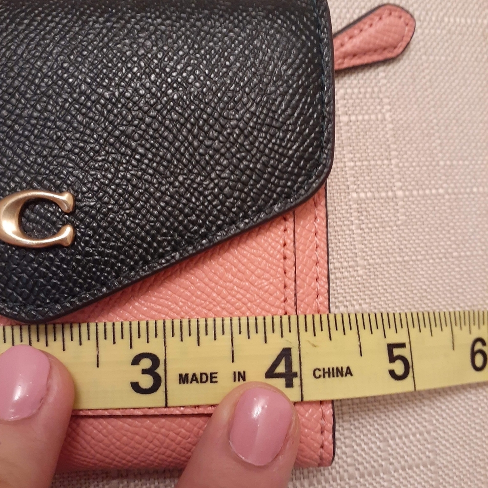 Coach Wallet - Picture 13 of 13